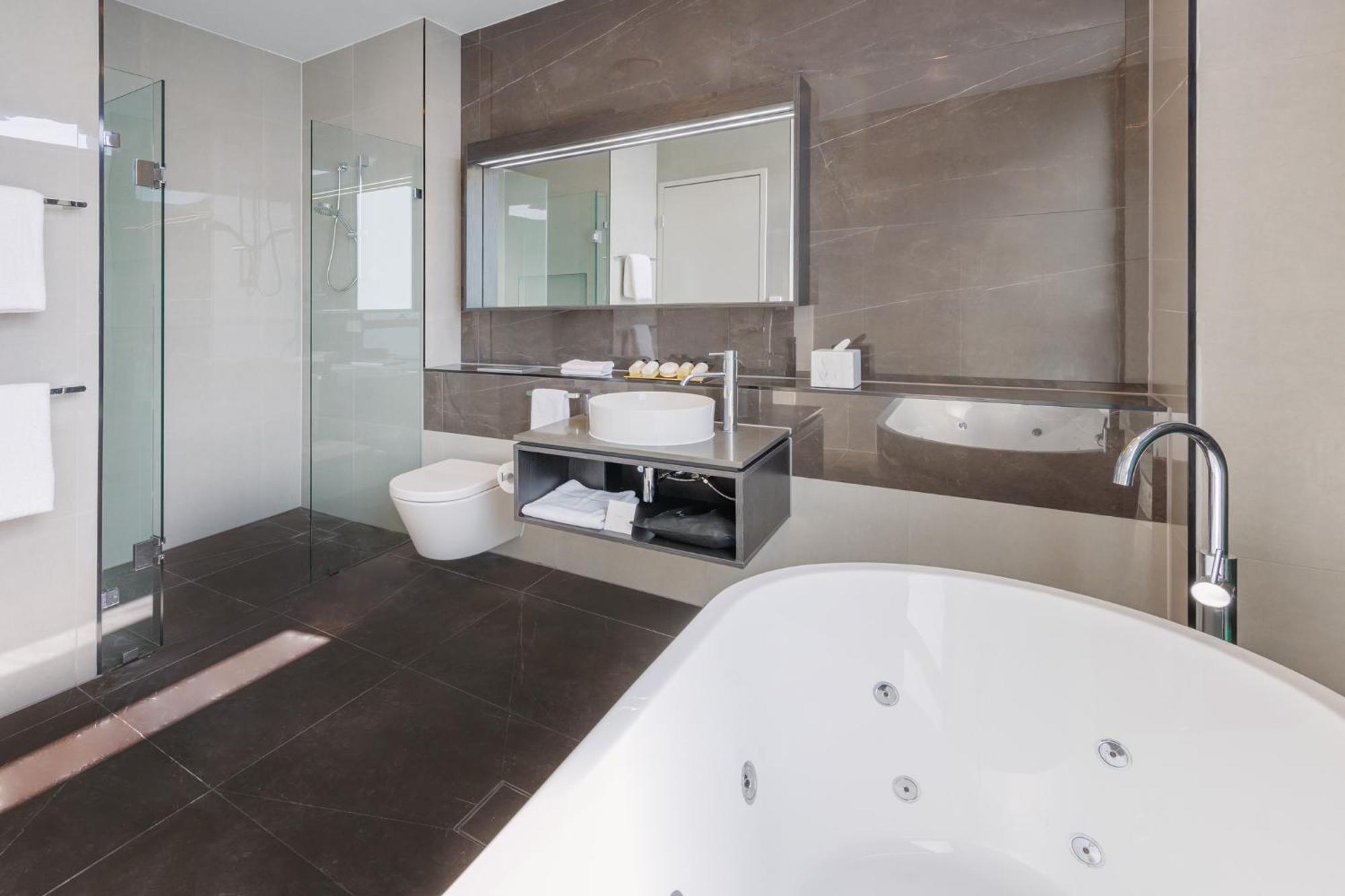 Meriton Suites Melbourne Exteriér fotografie Bathroom